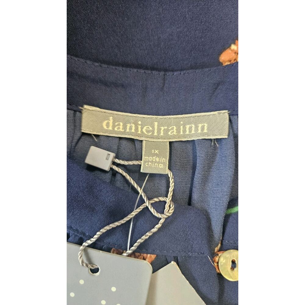 Daniel Rainn NWT Womens 1X Blouse Top Lace Trim Blue Floral S/S Pullover - Picture 5 of 8